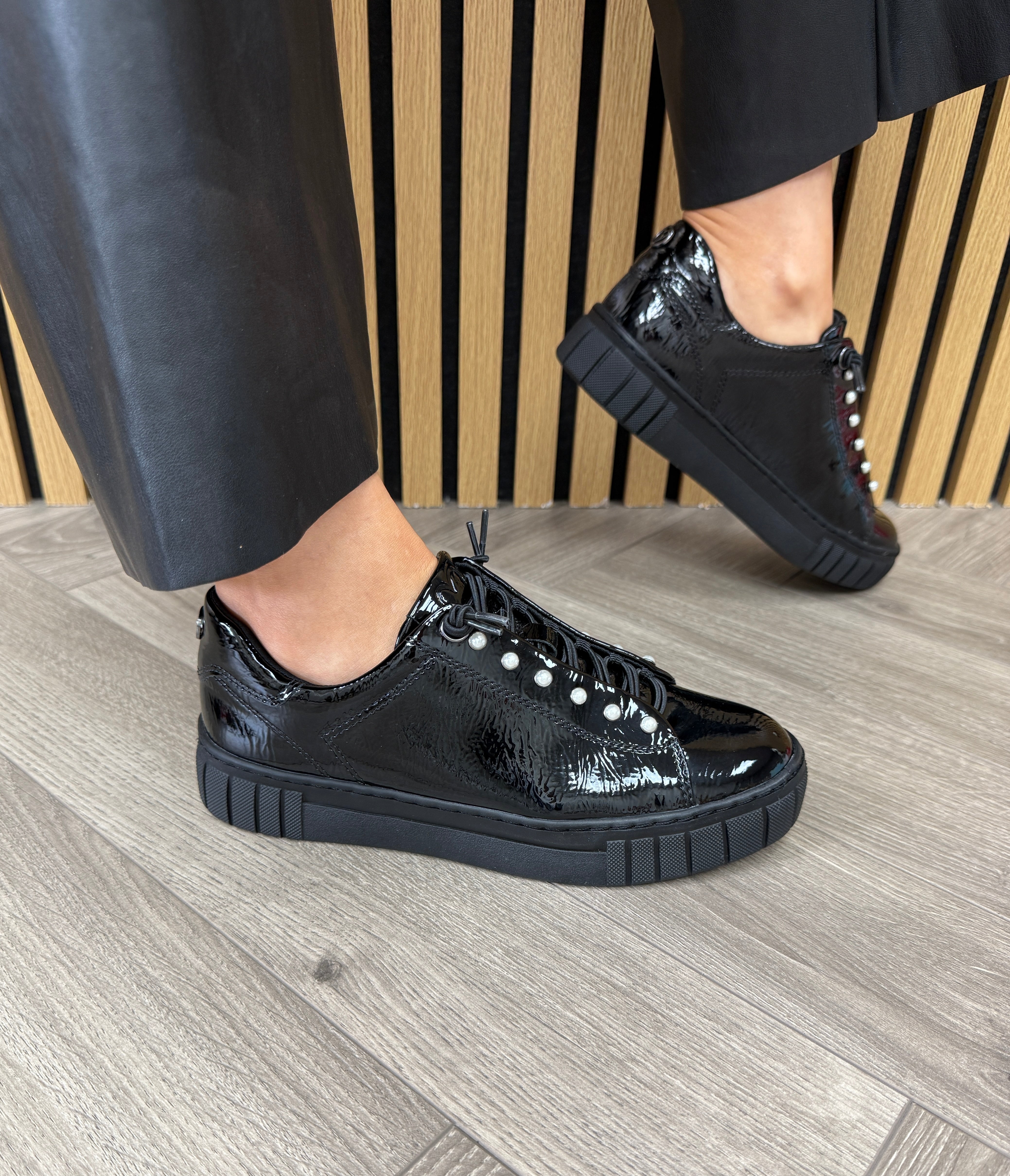 Marco Tozzi (AW25) 2-23736-45 Platform Patent Trainer With