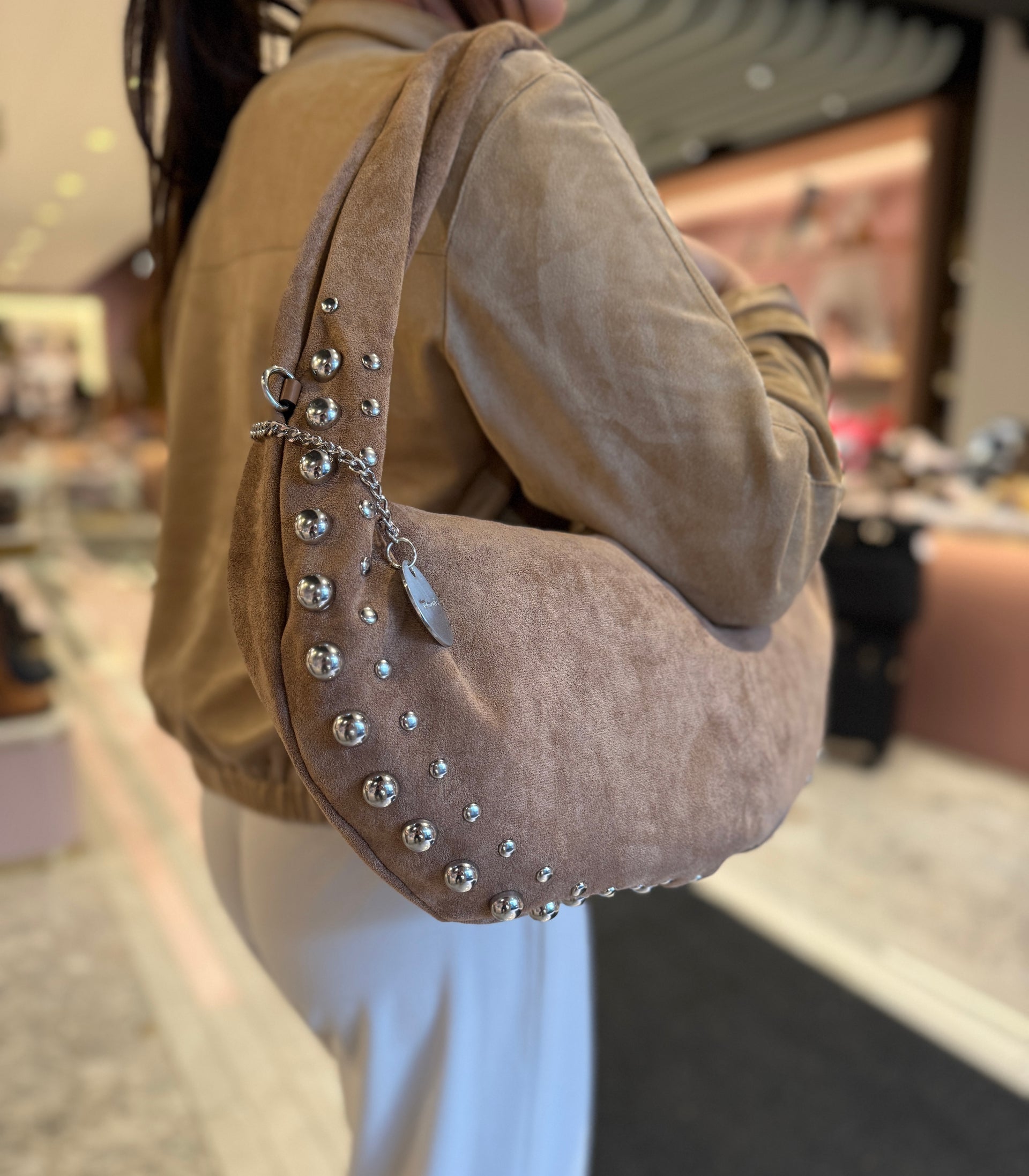 Tamaris (TB2) Studded Shoulder Bag 'Genna' Taupe – Fred Funk
