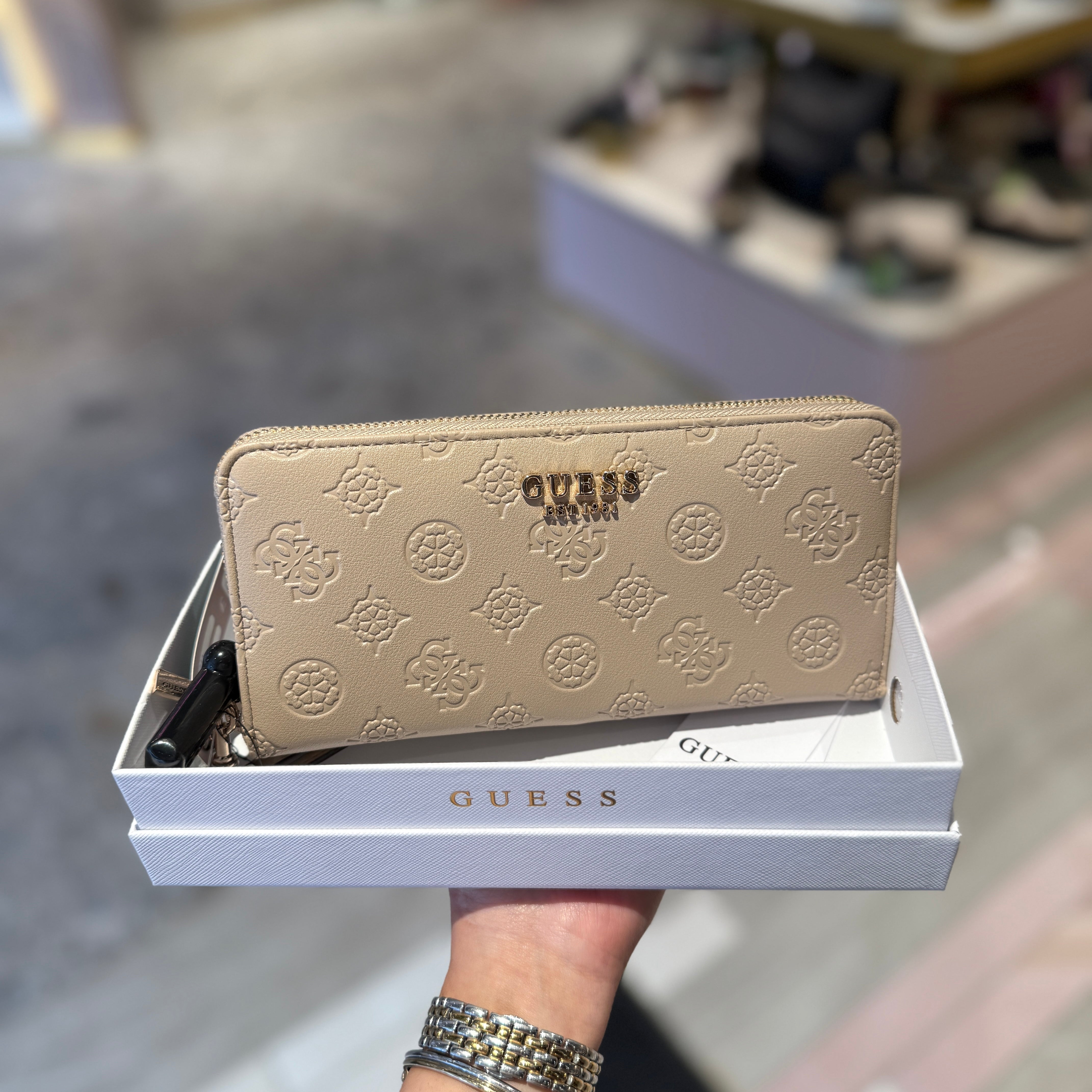 Zip Around Damen Portemonnaie Guess Guess Handbags For Women GUESS