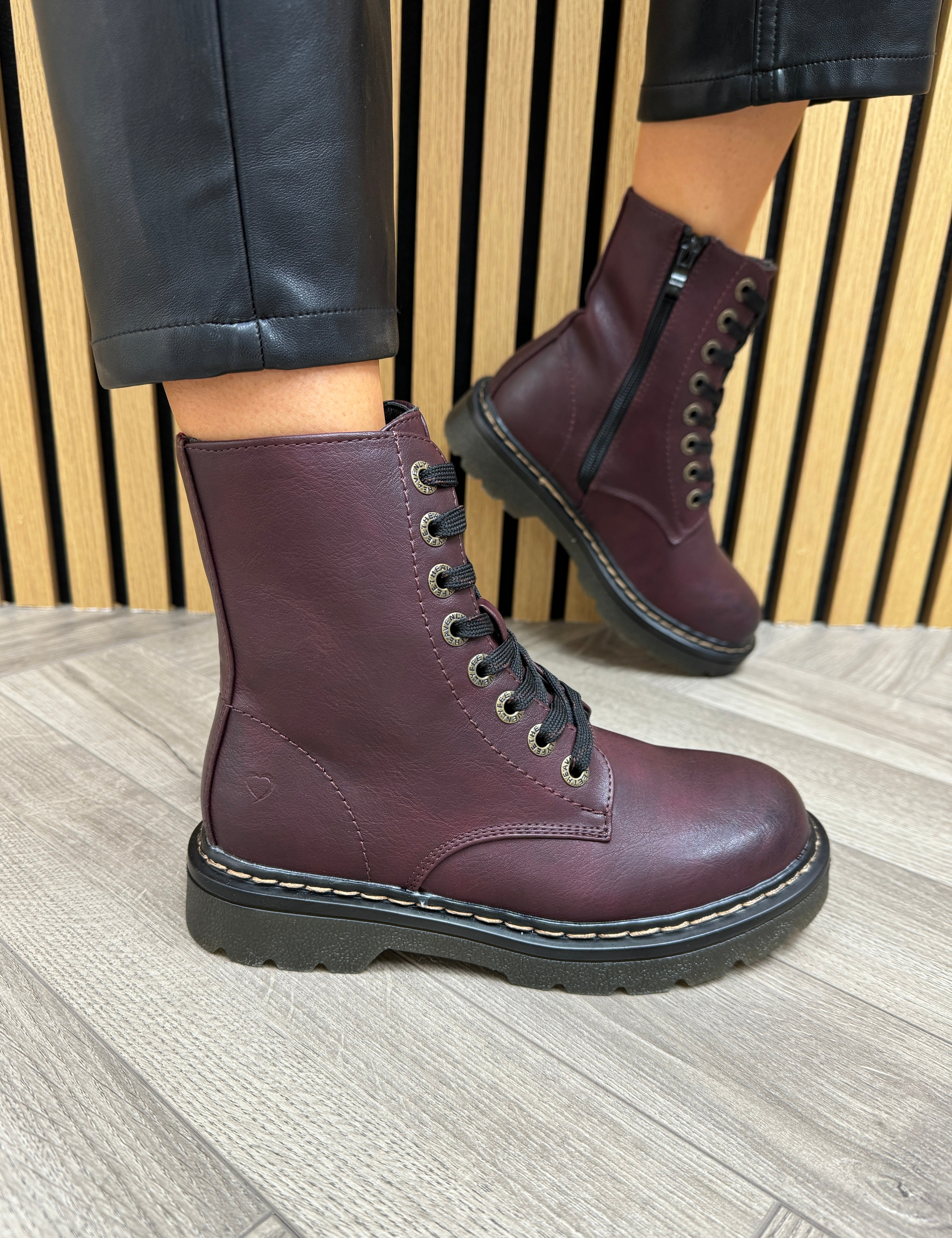 Heavenly Feet Justina2 Laced Biker Boot Burgundy H6 Fred Funk