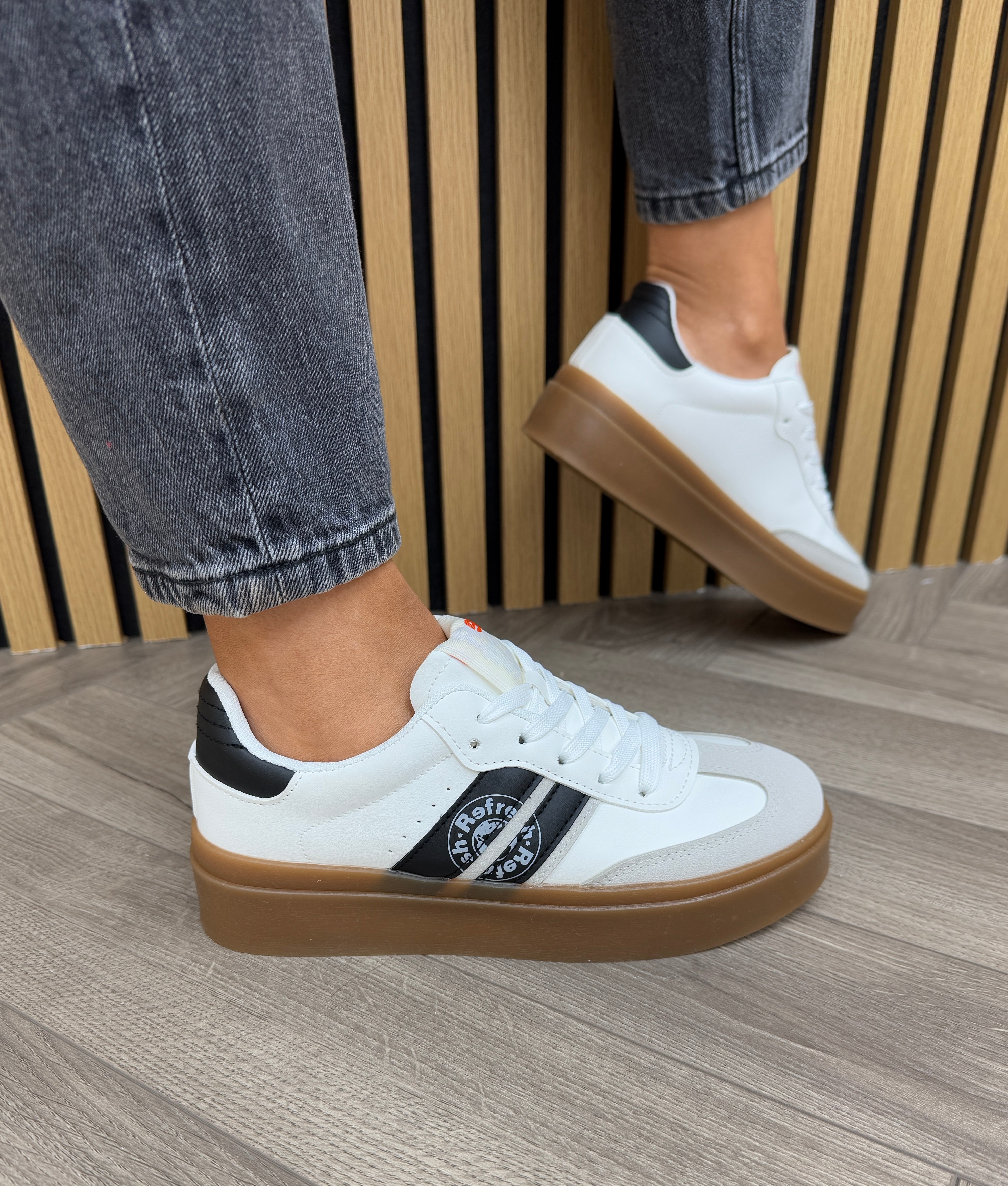 スニーカー Bepositive F3WORACE01/JUN Sneakers Space Race Wing - Junky BE POSITIVE Space Race Wing - Junky Leather Sneakers