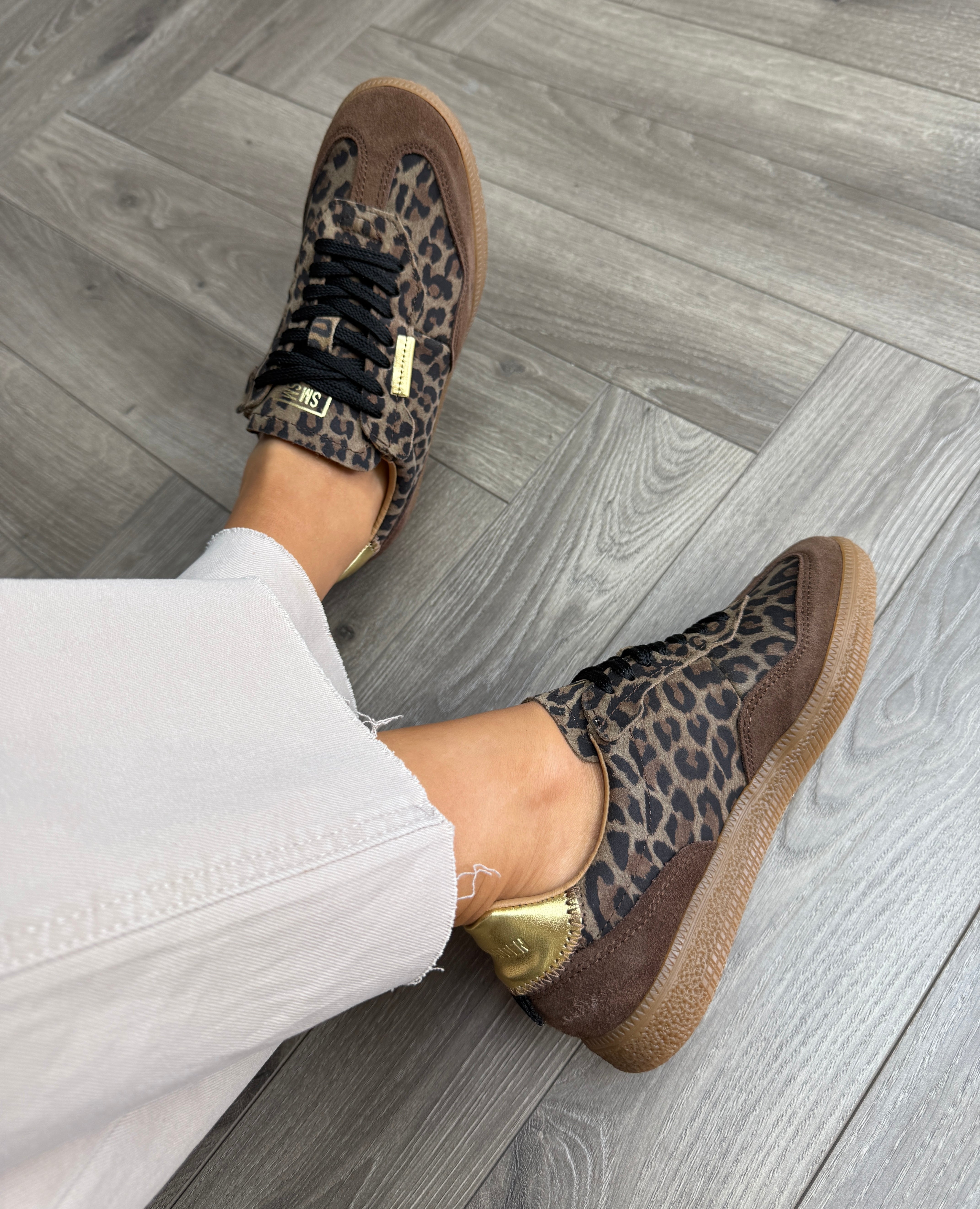 Steve Madden (AW25) 'Emporia' Gum Sole Trainer With Metallic Steve Madden (AW25) 'Emporia' Gum Sole Trainer With Metallic