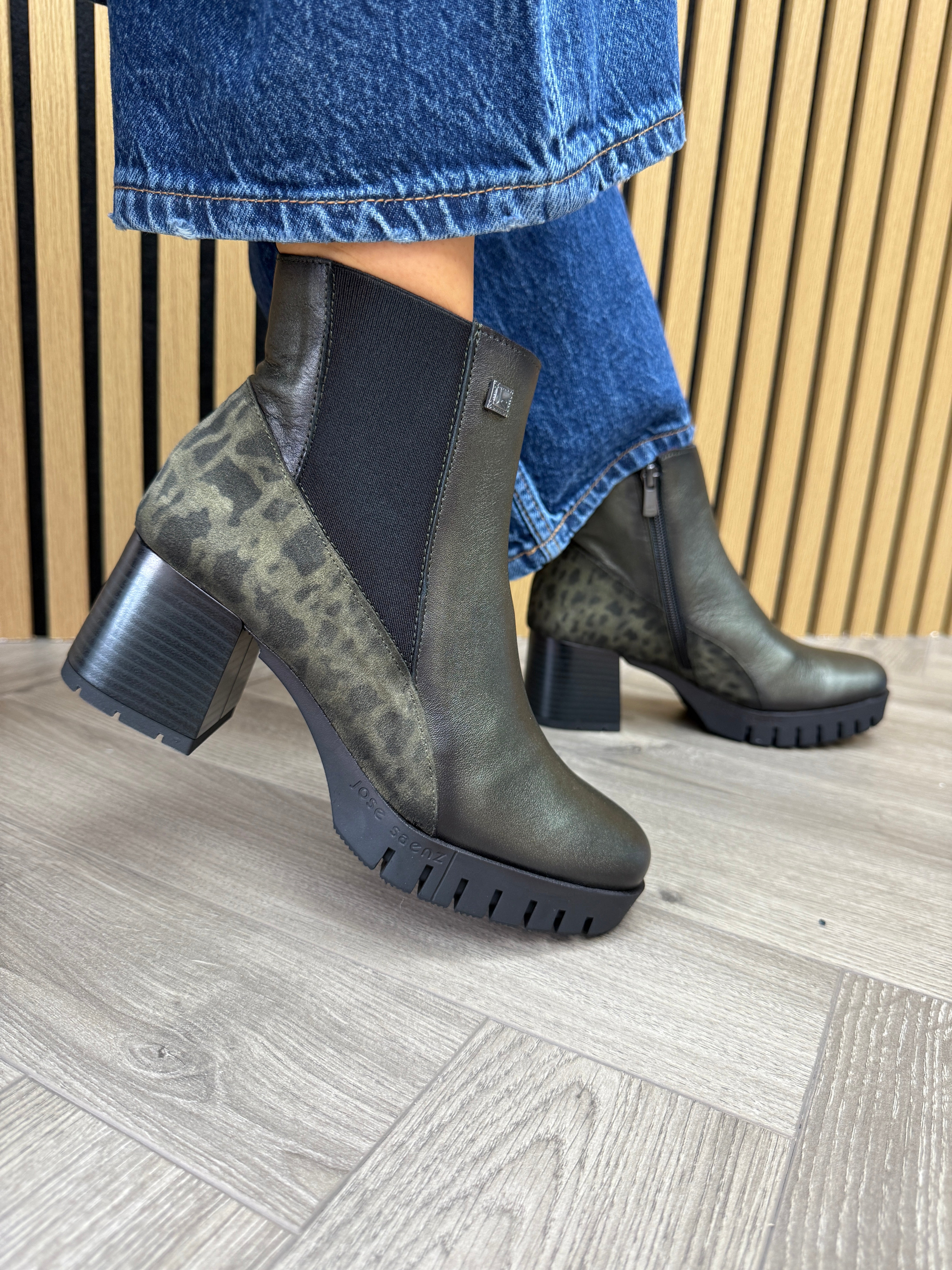Jose Saenz 5383-Mu-Co Platform Chunky Heel Boot - Kaki/Muga