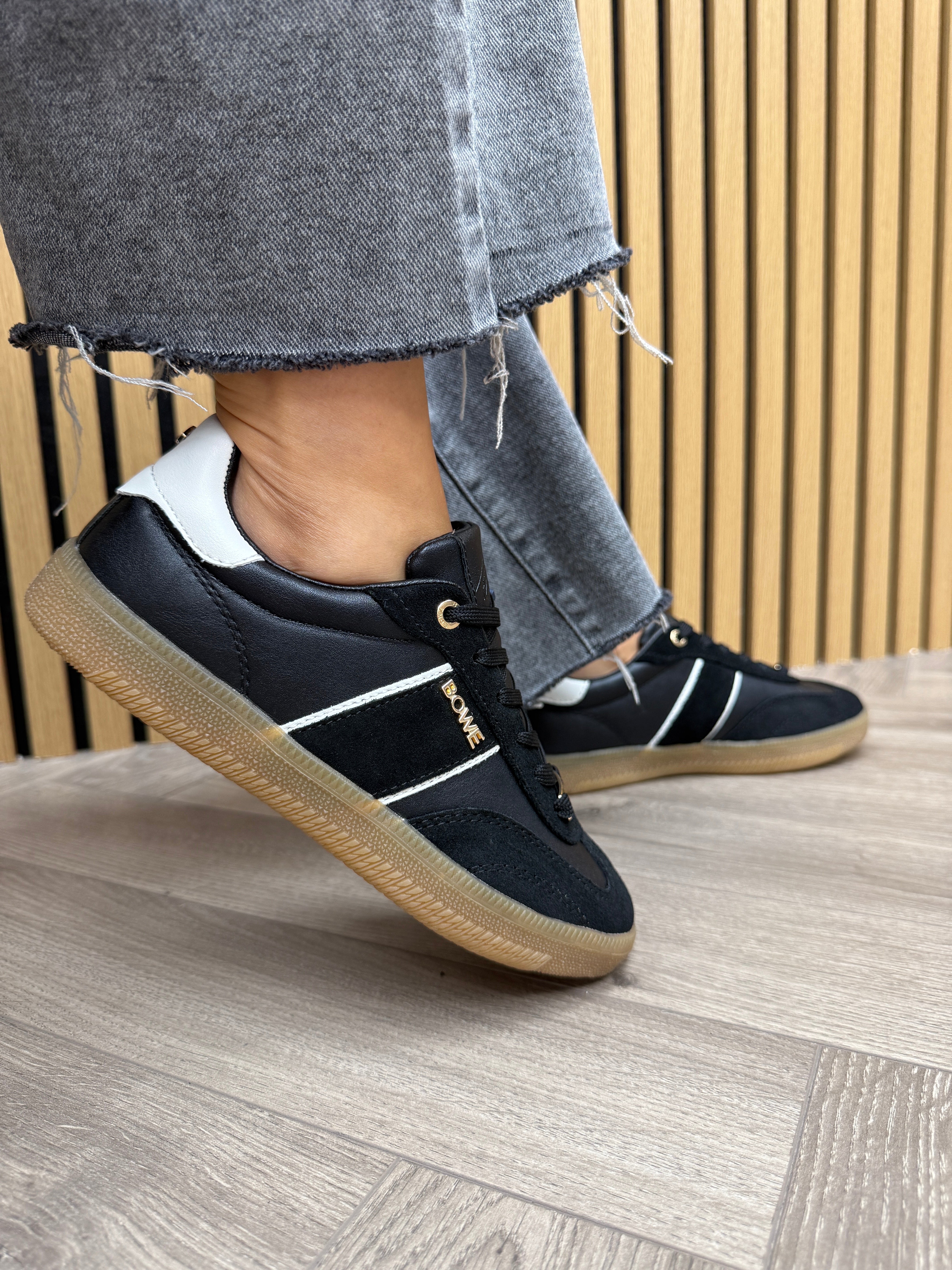 極上美品The Sole　PATTINA Lloyd & Pryce 'Chilliers/Dunke' Gum Sole Trainer With White