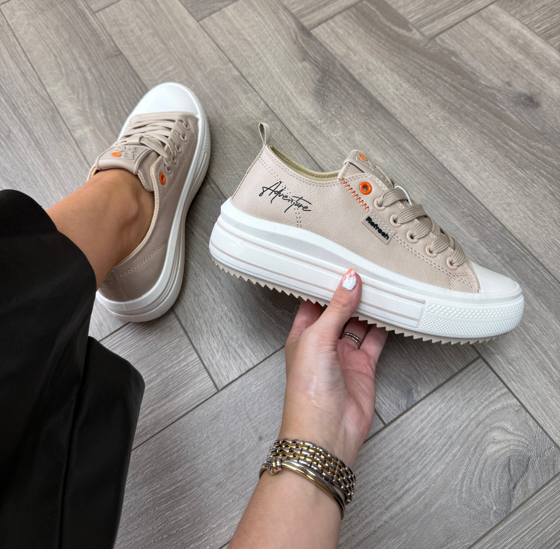 Refresh (AW25) 172940 Faux Leather Chunky Sole Trainer